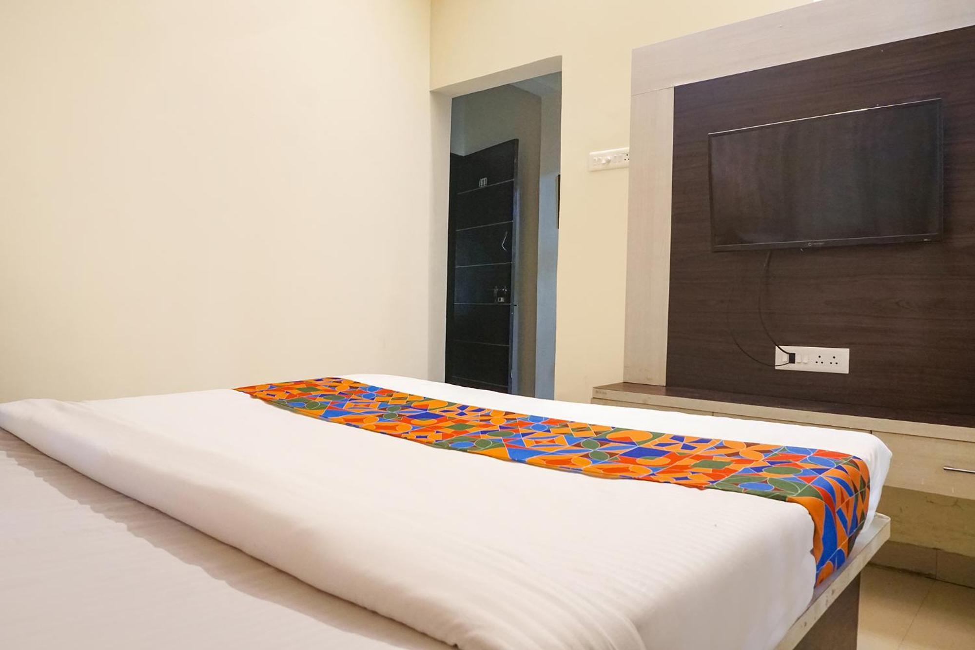 Fabhotel The Guest House Pune Extérieur photo