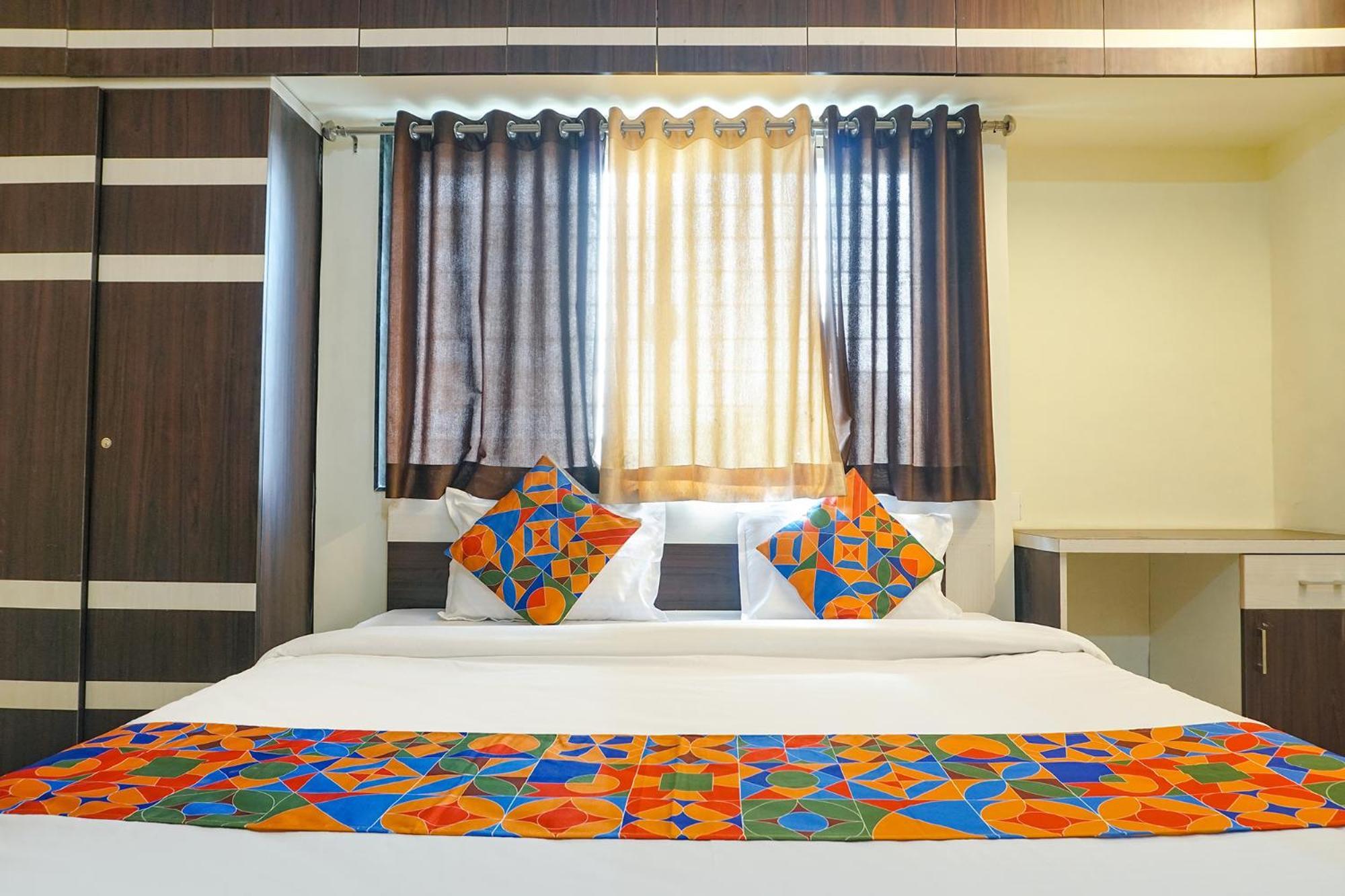 Fabhotel The Guest House Pune Extérieur photo